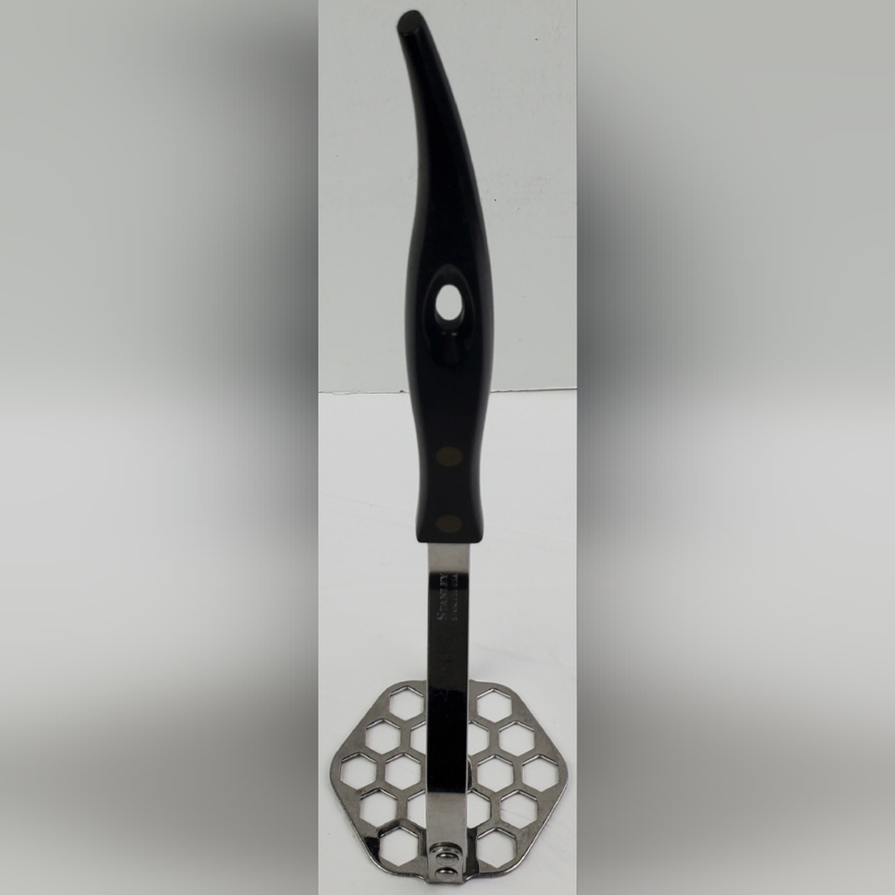 Stanley Vintage MCM Honeycomb Potato Masher Stainless Steel USA Made - GUC